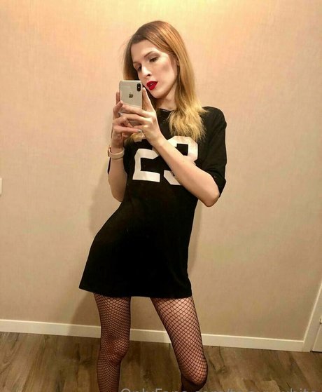 Photo nue de fuite OnlyFans de Mspeachymoon
