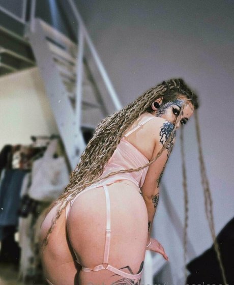 Photo nue de fuite OnlyFans de Amandamu