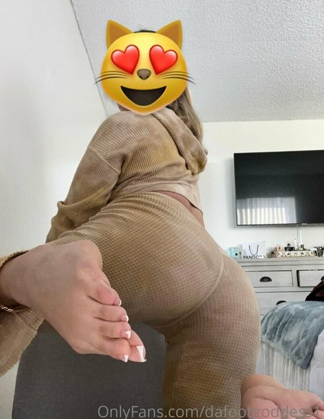 Photo nue de fuite OnlyFans de Dafootgoddess1