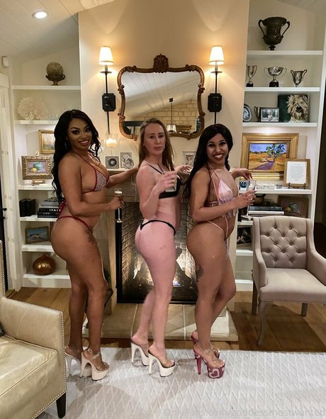 Photo nue de fuite OnlyFans de Goddessmostwanted