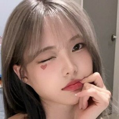 Photo nue de fuite OnlyFans de Yunhee1222
