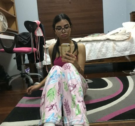 Photo nue de fuite OnlyFans de Madiprivate