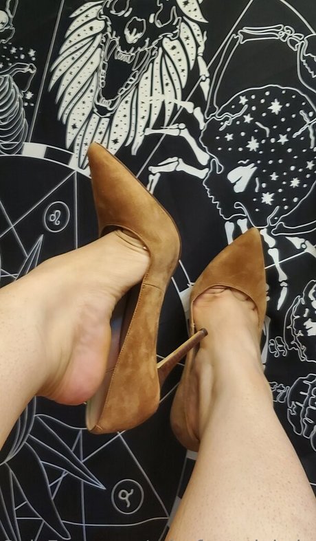 Photo nue de fuite OnlyFans de Missfeetstinkvip