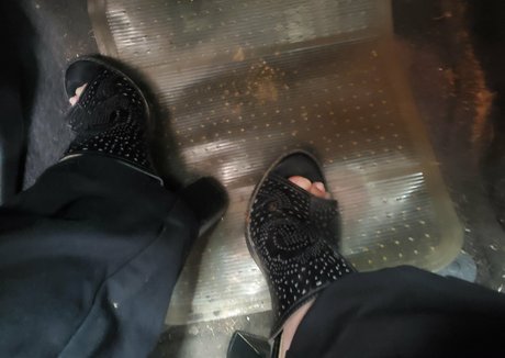 Missfeetstinkvip