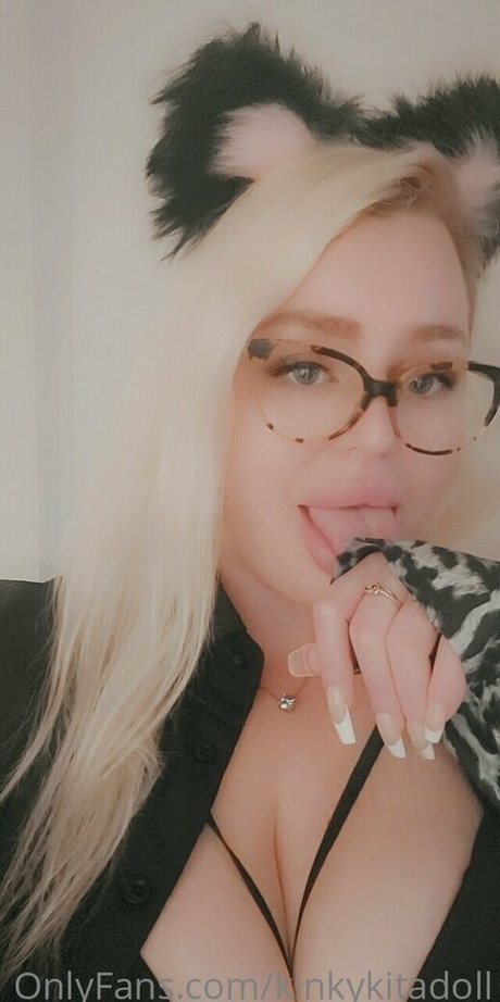 Photo nue de fuite OnlyFans de Kinkykitadoll