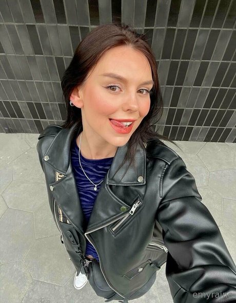 Photo nue de fuite OnlyFans de Emyraine
