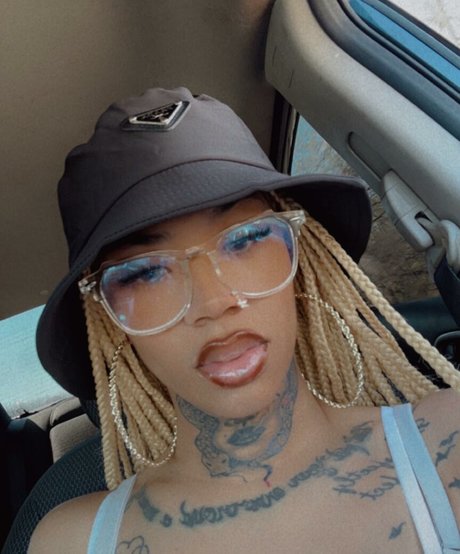 Photo nue de fuite OnlyFans de Cynthia Rose