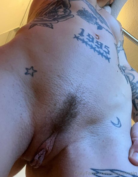 Photo nue de fuite OnlyFans de Vesperrain