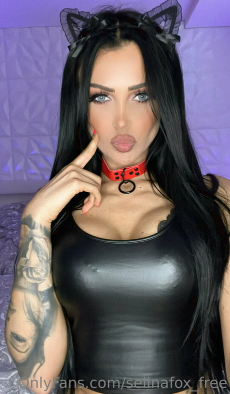 Photo nue de fuite OnlyFans de Selinafoxfree