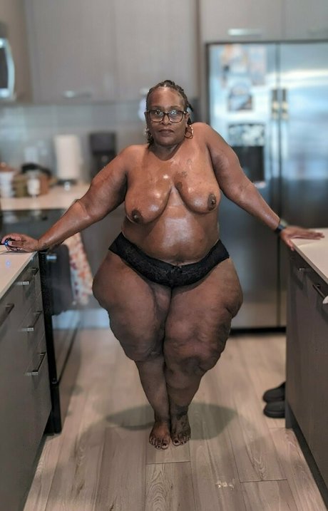 Photo nue de fuite OnlyFans de Msthickerthan