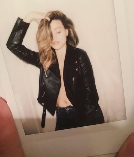 Sarah Jeffery