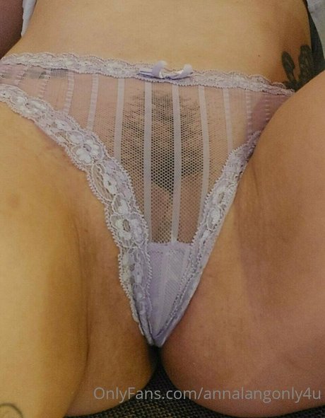 Photo nue de fuite OnlyFans de Annalangonly4u