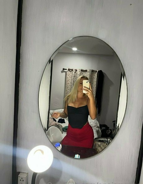 Sianaanaom