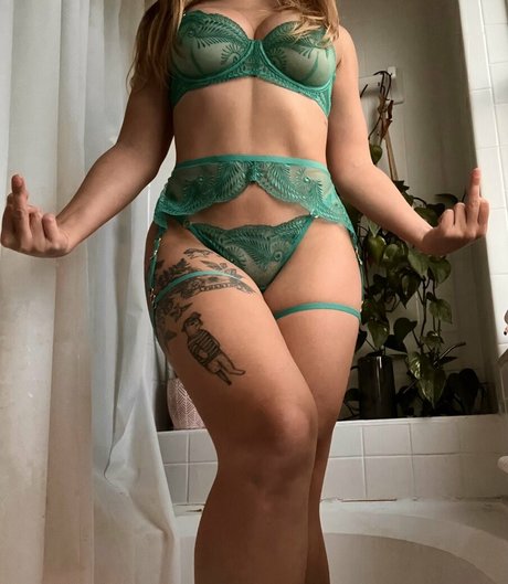 Photo nue de fuite OnlyFans de Laurentheworm