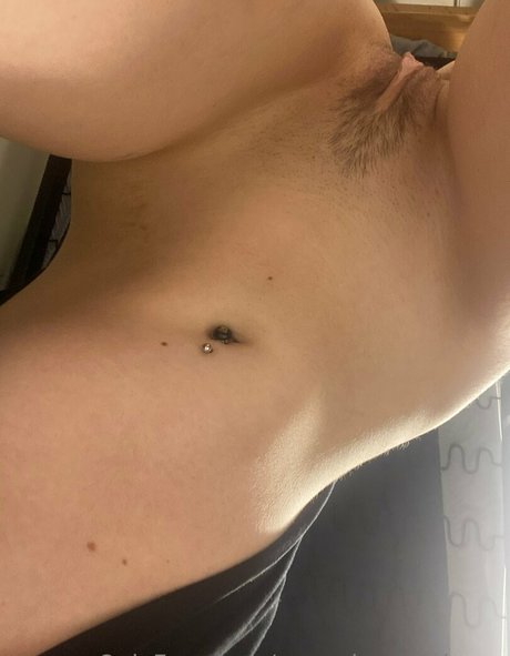 Photo nue de fuite OnlyFans de Akarikitti