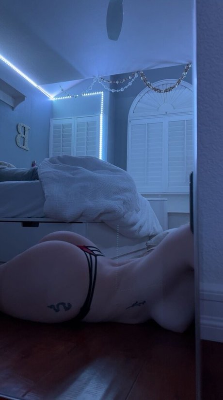 Photo nue de fuite OnlyFans de Bella Dendel