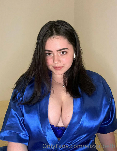 Photo nue de fuite OnlyFans de Elizzabeth