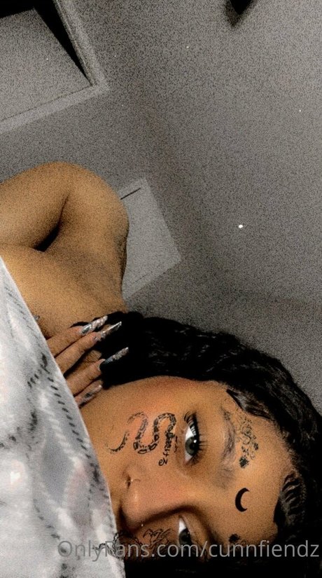 Photo nue de fuite OnlyFans de Thereddragon2x
