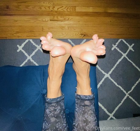 Photo nue de fuite OnlyFans de Veefeet