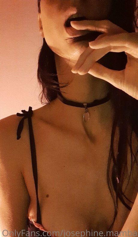 Photo nue de fuite OnlyFans de Phinemamba