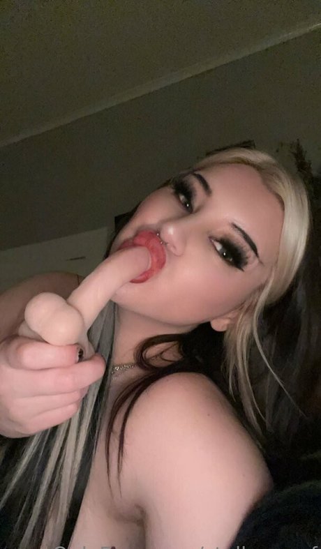 Photo nue de fuite OnlyFans de Stalkerexgf
