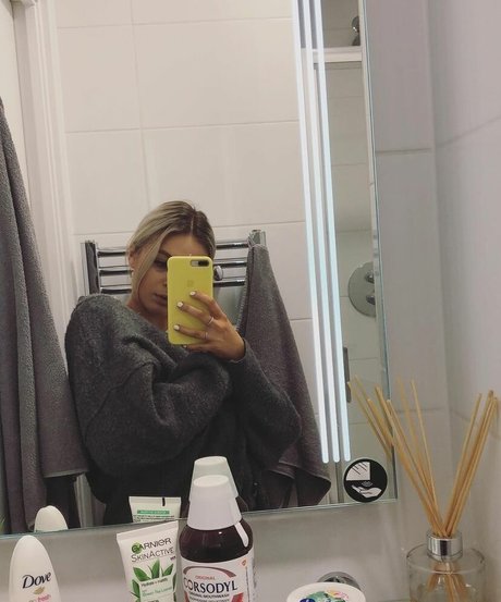 Photo nue de fuite OnlyFans de Angelika Kramer