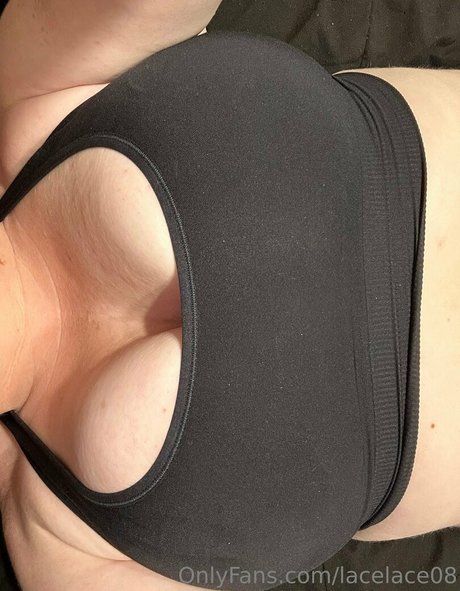 Photo nue de fuite OnlyFans de Lacelace08