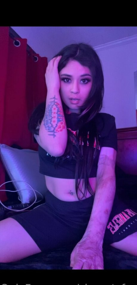 Photo nue de fuite OnlyFans de Shegetsfreaky