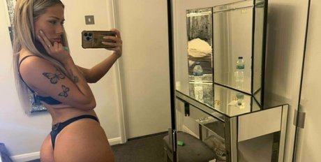 Photo nue de fuite OnlyFans de Annamorae136