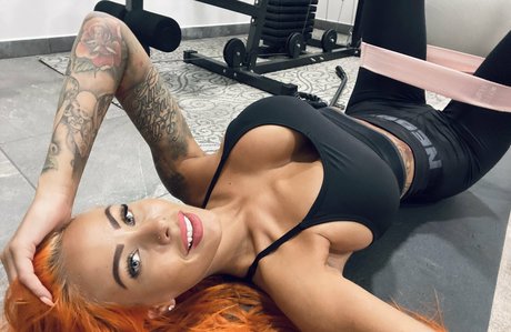 Photo nue de fuite OnlyFans de Hotsierrarossie