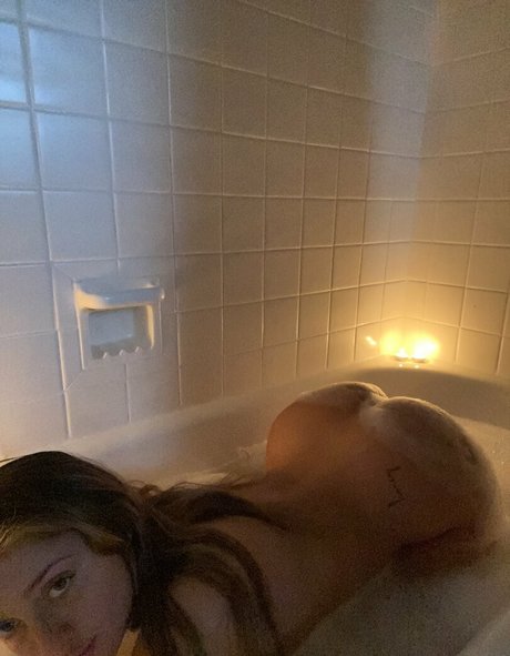 Photo nue de fuite OnlyFans de Littlelanacat