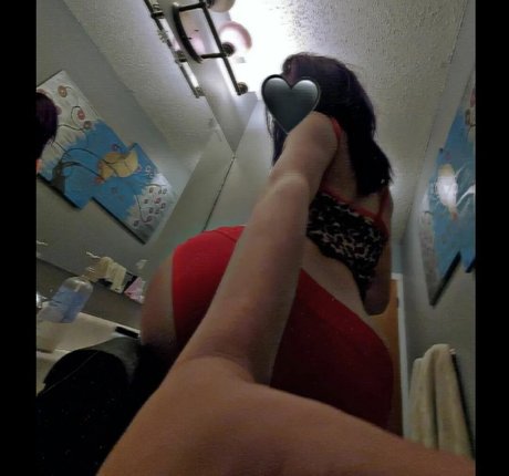 Photo nue de fuite OnlyFans de Gray Hawkes