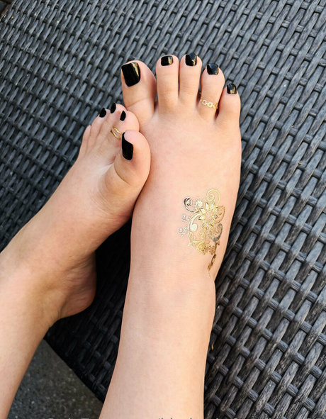 Kimberlyfeetfieuw23