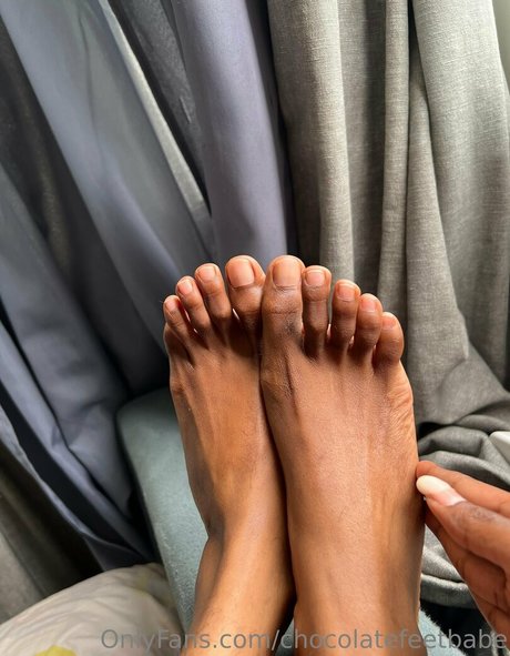 Chocolatefeetbabe