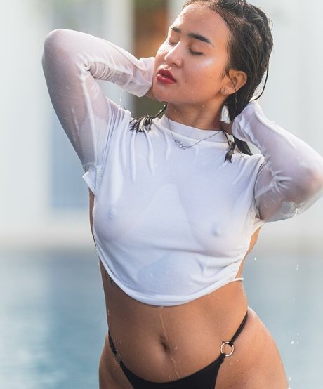 Photo nue de fuite OnlyFans de Asialollipop