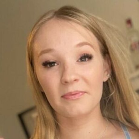 Photo nue de fuite OnlyFans de Lilly Mae