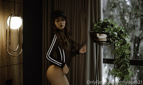 Photo nue de fuite OnlyFans de Emsexylips