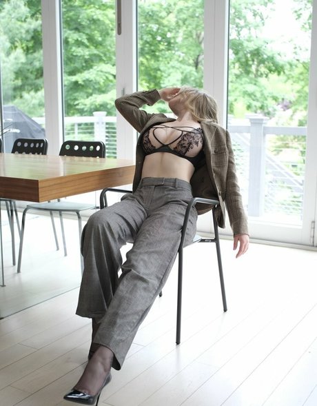 Photo nue de fuite OnlyFans de Adelyn Moore