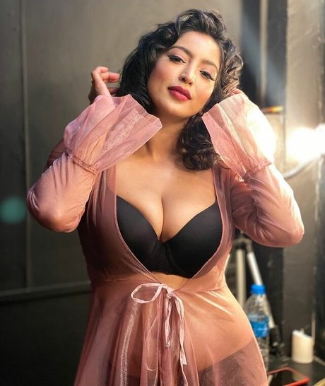 Photo nue de fuite OnlyFans de Vaibhavi Joshi