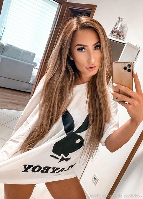 Photo nue de fuite OnlyFans de Daisyelfina