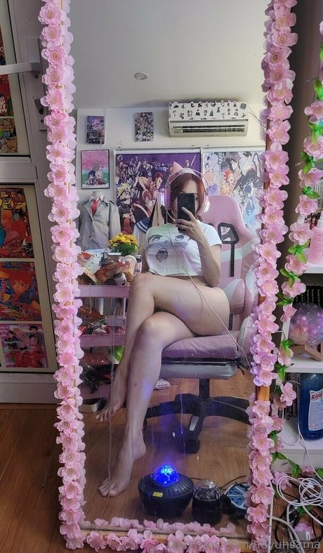 Neyu H Cosplay