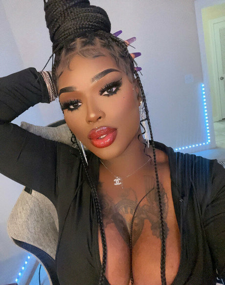 Photo nue de fuite OnlyFans de Tsindiafrost