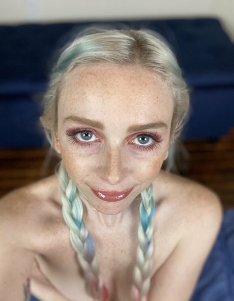 Photo nue de fuite OnlyFans de Remireagan