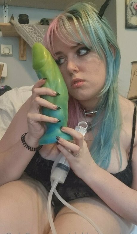 Photo nue de fuite OnlyFans de Sicklysuccubus