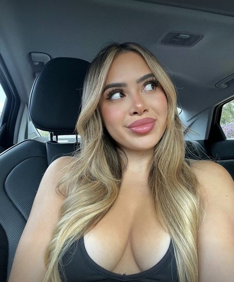 Photo nue de fuite OnlyFans de Laylavega