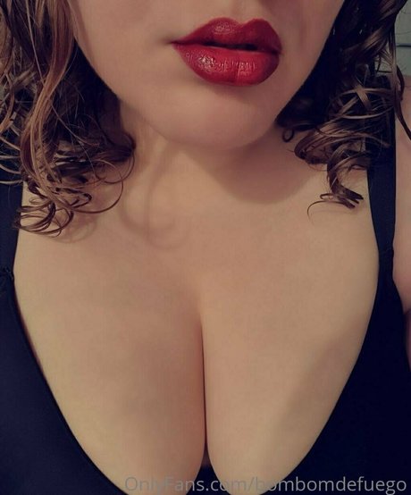 Photo nue de fuite OnlyFans de Goddessmiah16
