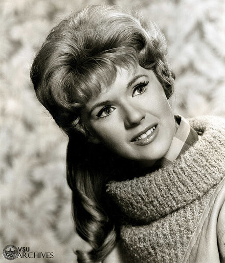 Photo nue de fuite OnlyFans de Connie Stevens