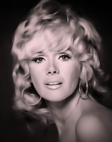 Photo nue de fuite OnlyFans de Connie Stevens