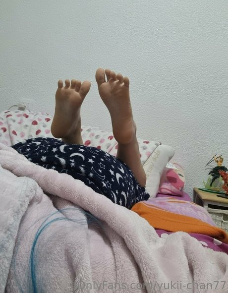 Photo nue de fuite OnlyFans de Yourbluehairedwaifu