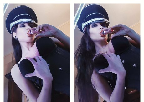 Photo nue de fuite OnlyFans de Aleksavi